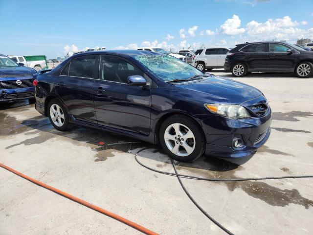 5YFBU4EE6DP123354 - 2013 TOYOTA COROLLA BASE BLUE photo 4