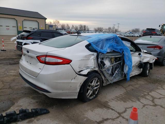 3FA6P0H74DR124307 - 2013 FORD FUSION SE WHITE photo 3