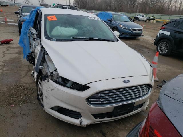 3FA6P0H74DR124307 - 2013 FORD FUSION SE WHITE photo 5