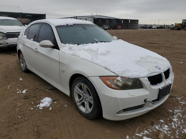 WBAVC93568K037141 - 2008 BMW 328 XI WHITE photo 4