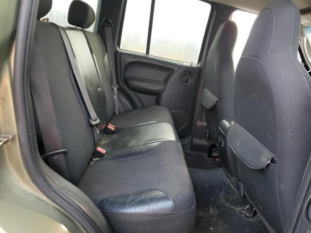 1J4GL38K42W332336 - 2002 JEEP LIBERTY RENEGADE 绿色 照片 11