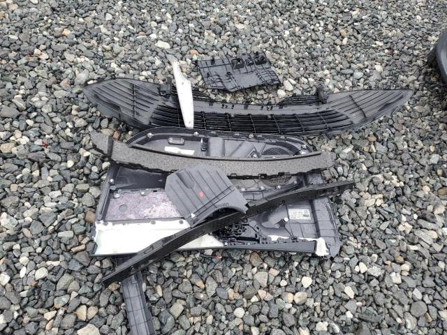 4T1B31HK6KU006792 - 2019 TOYOTA CAMRY LE Blanco foto 12