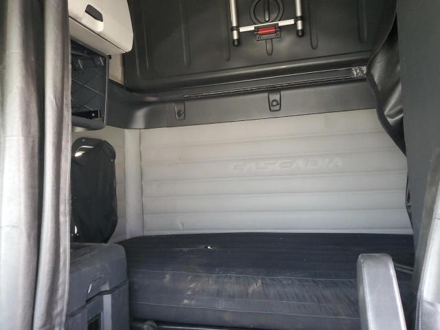 3AKJHHDR7MSMA4382 - 2021 FREIGHTLINER CASCADIA 1 თეთრი ფოტო 6