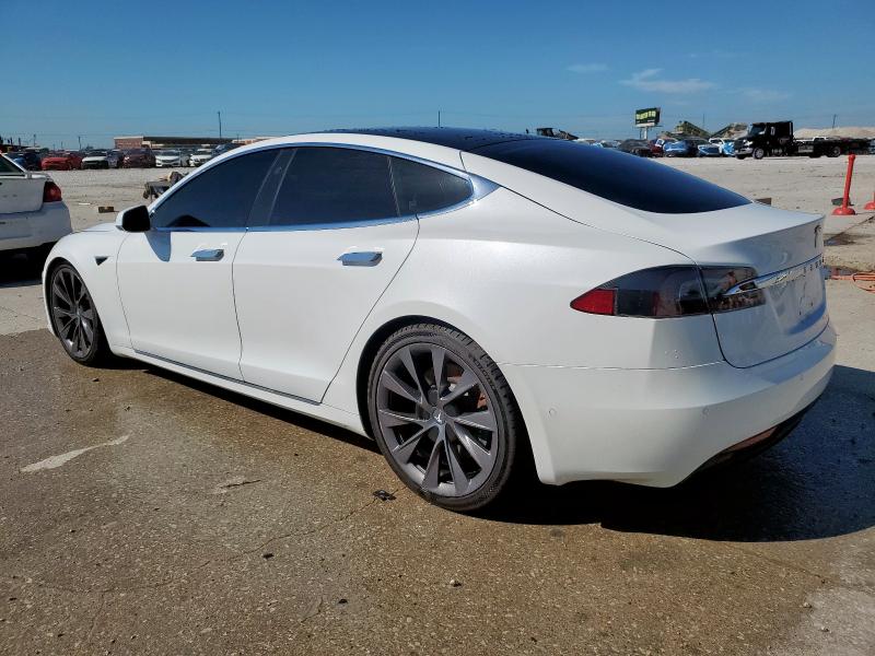 5YJSA1E26LF414055 - 2020 TESLA MODEL S Beyaz fotoğraf 2