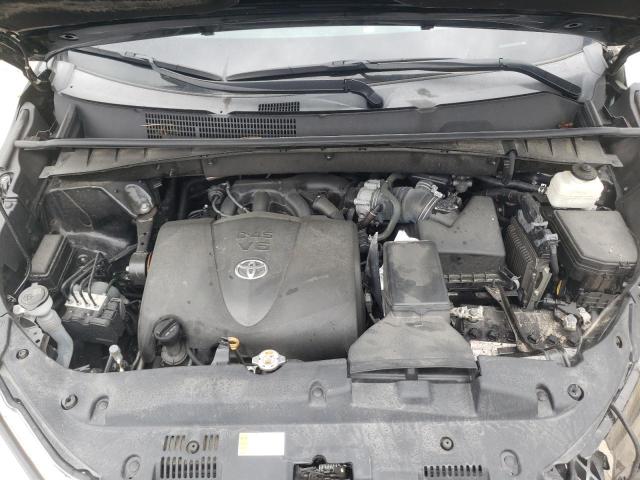 5TDJZRFH6KS622002 - 2019 TOYOTA HIGHLANDER SE Noir photo 12