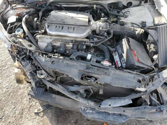 19UUA56621A005284 - 2001 ACURA 3.2TL WHITE photo 11