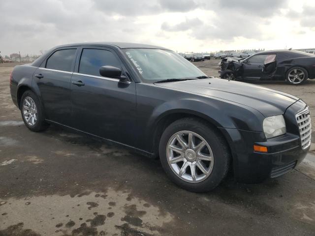 2C3KA43R97H849674 - 2007 CHRYSLER 300 BLACK photo 4