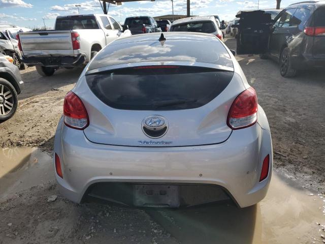 KMHTC6ADXGU256024 - 2016 HYUNDAI VELOSTER SILVER photo 6