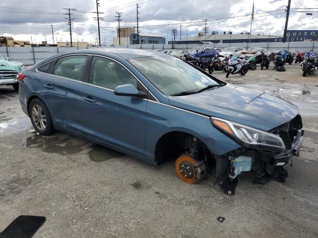 5NPE24AF3HH442120 - 2017 HYUNDAI SONATA SE BLUE photo 4