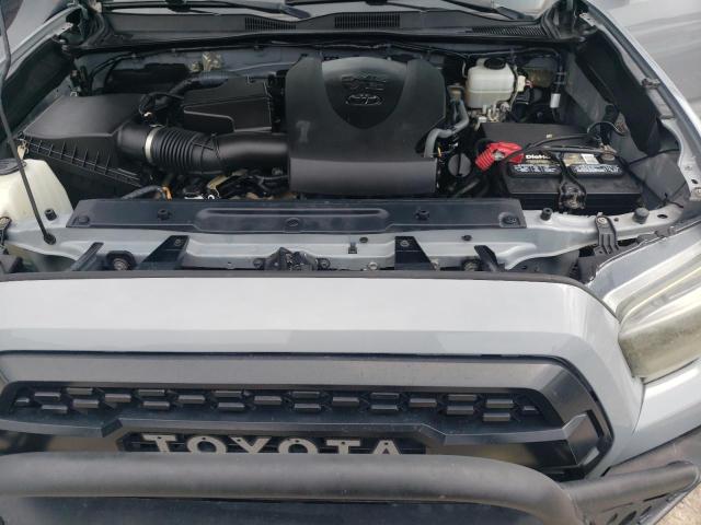 5TFCZ5AN7HX072715 - 2017 TOYOTA TACOMA DOUBLE CAB ვერცხლისფერი ფოტო 11