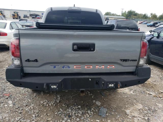 5TFCZ5AN7HX072715 - 2017 TOYOTA TACOMA DOUBLE CAB ვერცხლისფერი ფოტო 6