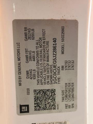 1GC0CUEG5JZ286140 - 2018 CHEVROLET SILVERADO C2500 HEAVY DUTY WHITE photo 12