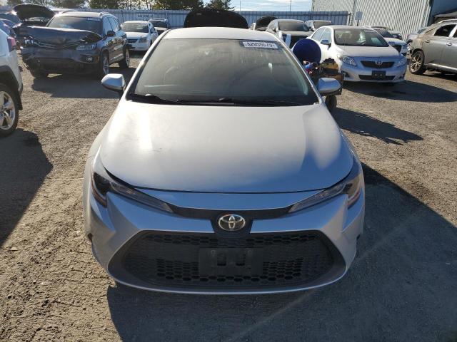 5YFBPRBE2LP110432 - 2020 TOYOTA COROLLA LE 银色 照片 5