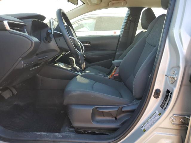 5YFBPRBE2LP110432 - 2020 TOYOTA COROLLA LE 银色 照片 7