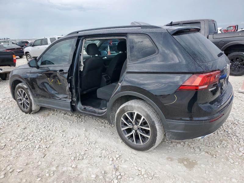 3VV1B7AX2MM067559 - 2021 VOLKSWAGEN TIGUAN S Czarny zdjęcie 2