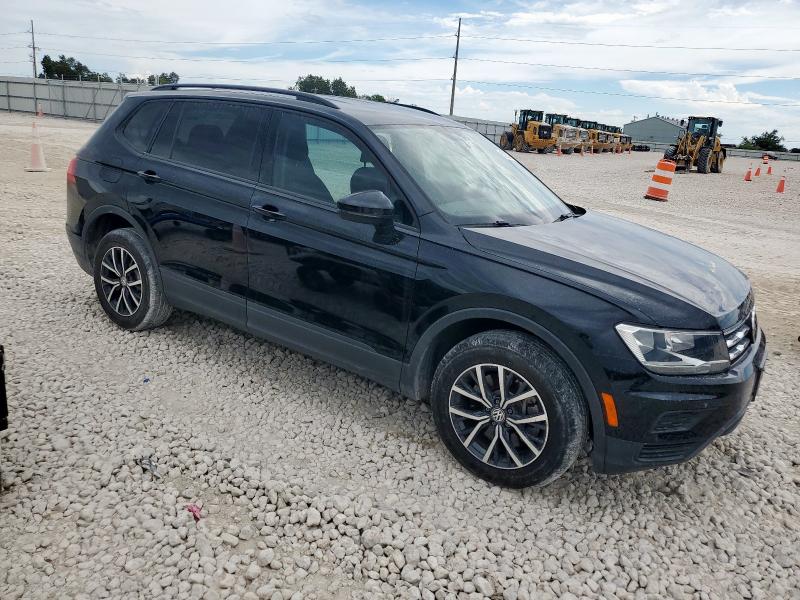 3VV1B7AX2MM067559 - 2021 VOLKSWAGEN TIGUAN S Czarny zdjęcie 4