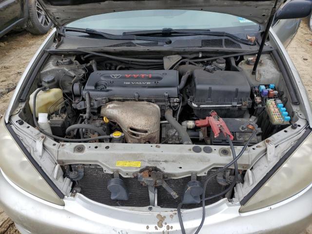 JTDBE32KX53021213 - 2005 TOYOTA CAMRY LE SILVER photo 11