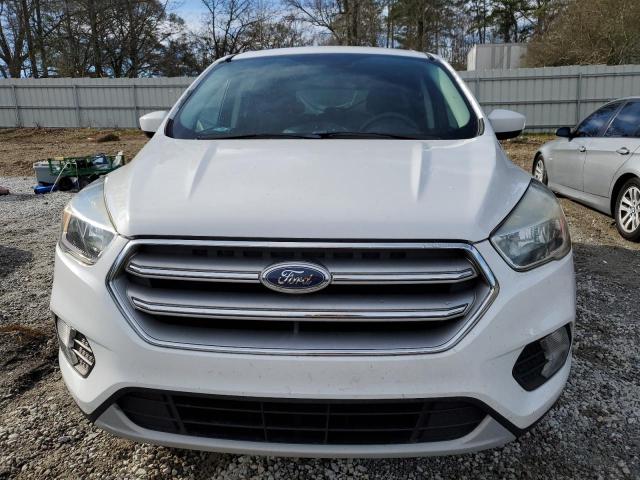 1FMCU0GD3HUE17817 - 2017 FORD ESCAPE SE WHITE photo 5