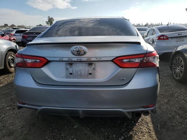 JTNB11HK7J3044218 - 2018 TOYOTA CAMRY L SILVER photo 6