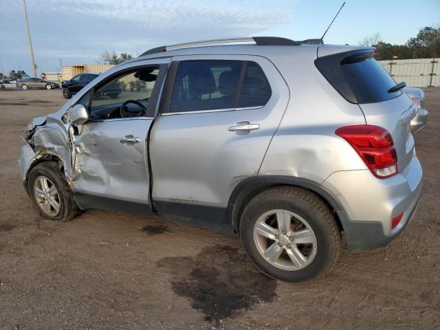 KL7CJPSB8HB103438 - 2017 CHEVROLET TRAX 1LT SILVER photo 2