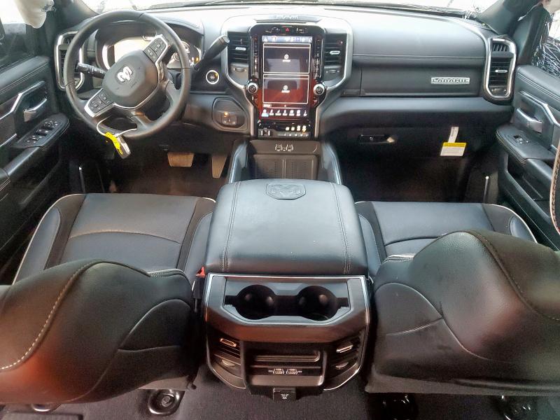 3C63R5FL0SG502563 - 2025 RAM 2500 LARAMIE 黑色 照片 8