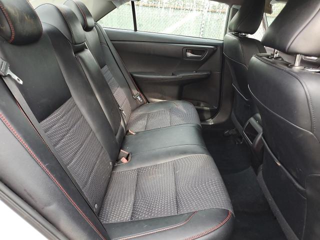 4T1BF1FKXFU032117 - 2015 TOYOTA CAMRY LE WHITE photo 10