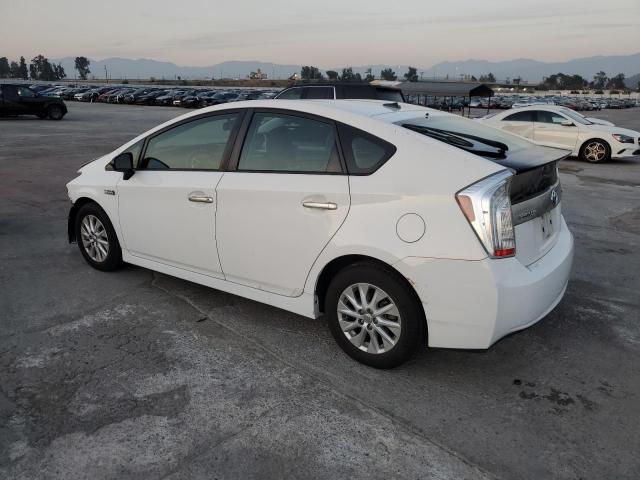 JTDKN3DP7C3002818 - 2012 TOYOTA PRIUS PLUG WHITE photo 2