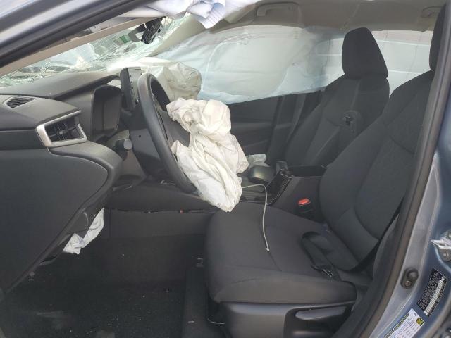 5YFEPMAE6NP387590 - 2022 TOYOTA COROLLA LE BLUE photo 7