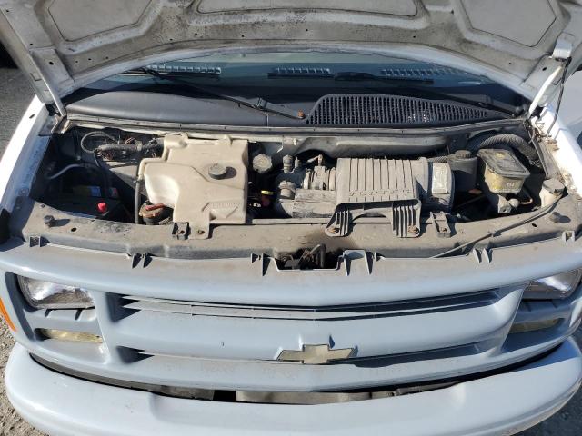 1GCFG25M821141523 - 2002 CHEVROLET EXPRESS G2 WHITE photo 12