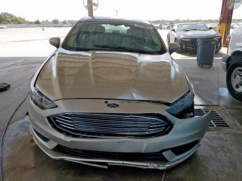3FA6P0H77JR238054 - 2018 FORD FUSION SE ذهبي صورة 5