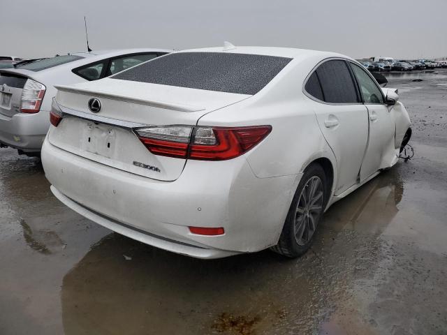 JTHBW1GG5G2104416 - 2016 LEXUS ES 300H WHITE photo 3