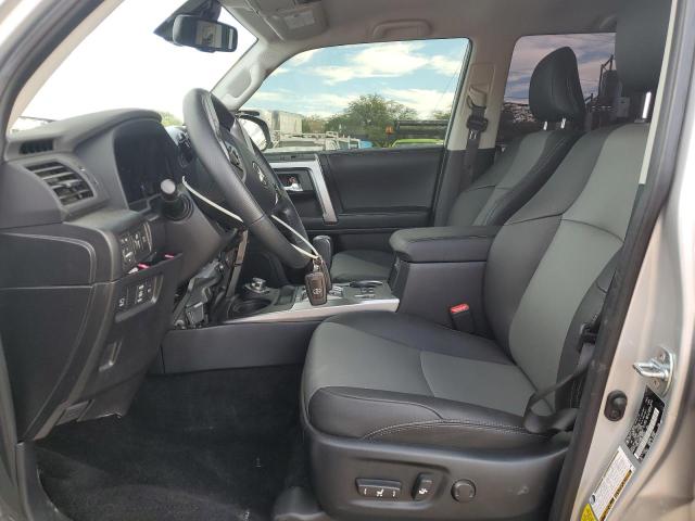 JTENU5JR0R6250526 - 2024 TOYOTA 4RUNNER SR5/SR5 PREMIUM SILVER photo 7