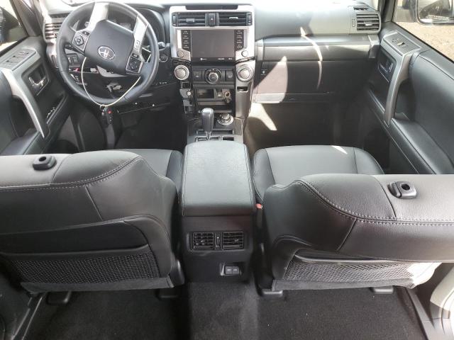 JTENU5JR0R6250526 - 2024 TOYOTA 4RUNNER SR5/SR5 PREMIUM SILVER photo 8