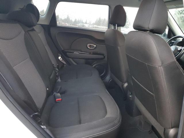 KNDJP3A50H7435518 - 2017 KIA SOUL + WHITE photo 10
