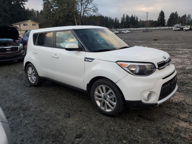 KNDJP3A50H7435518 - 2017 KIA SOUL + WHITE photo 4