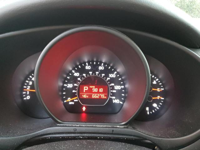 KNDJP3A50H7435518 - 2017 KIA SOUL + WHITE photo 9