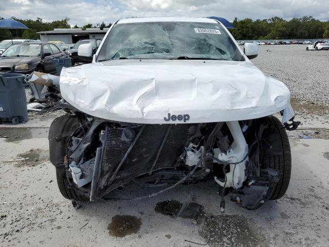 1C4RJEAG3MC597243 - 2021 JEEP GRAND CHEROKEE LAREDO WHITE photo 5