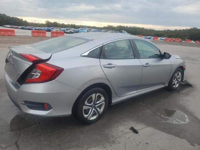 19XFC2F59HE223334 - 2017 HONDA CIVIC LX 银色 照片 3