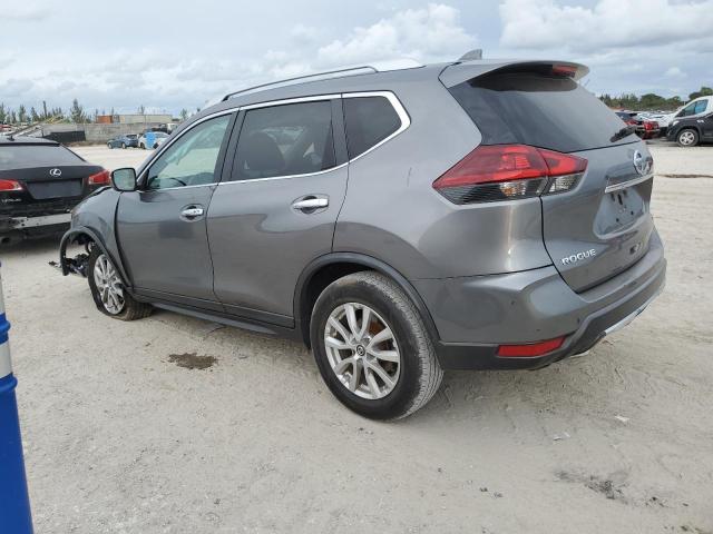 KNMAT2MT5JP543560 - 2018 NISSAN ROGUE S GRAY photo 2