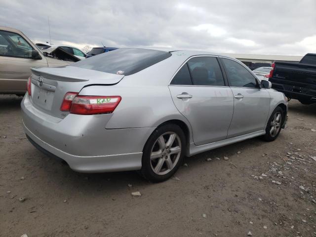 4T1BK46KX7U551781 - 2007 TOYOTA CAMRY LE SILVER photo 3