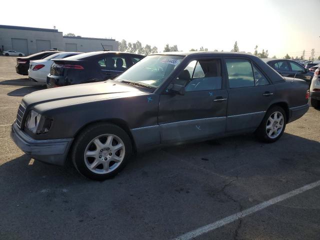 1995 MERCEDES-BENZ E 320 BASE, 