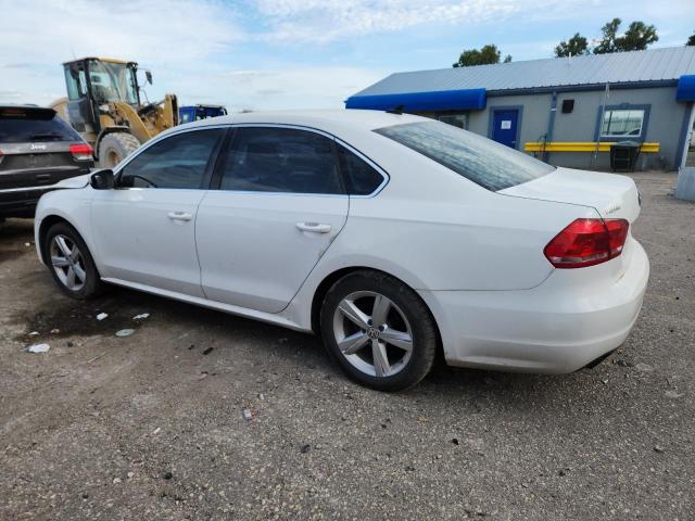 1VWAT7A30EC030292 - 2014 VOLKSWAGEN PASSAT S Білий фото 2