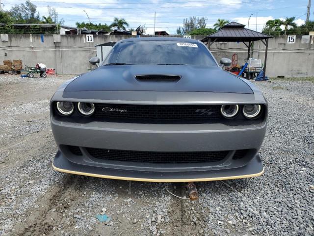 2C3CDZFJ4PH648022 - 2023 DODGE CHALLENGER R/T SCAT PACK GRAY photo 5