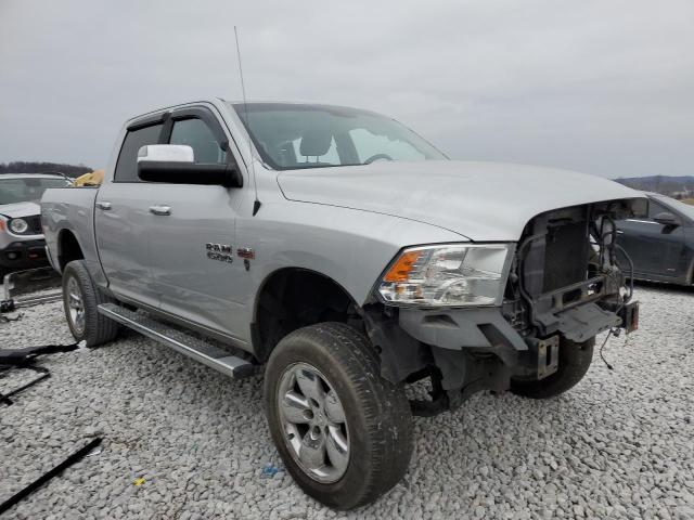 1C6RR7LT3FS724748 - 2015 RAM 1500 SLT SILVER photo 4