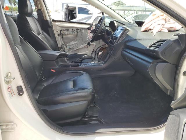 JF2GTABC1JH266876 - 2018 SUBARU CROSSTREK PREMIUM Beyaz fotoğraf 7