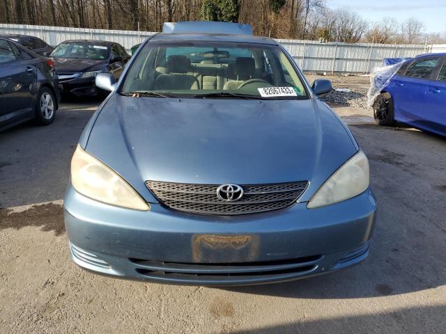 4T1BE32K44U890183 - 2004 TOYOTA CAMRY LE BLUE photo 5