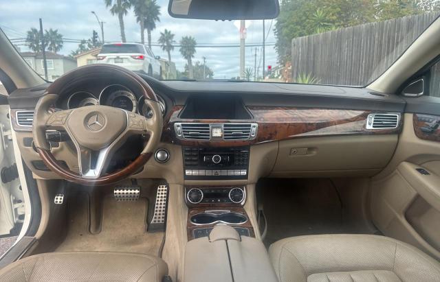 WDDLJ7DB4CA011280 - 2012 MERCEDES-BENZ CLS 550 白色 照片 9