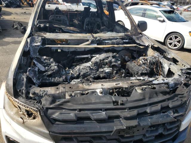 1GCGTBEN9N1329562 - 2022 CHEVROLET COLORADO WHITE photo 11