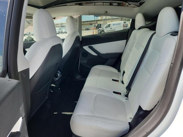 7SAYGDEF2NF322332 - 2022 TESLA MODEL Y 白色 照片 10