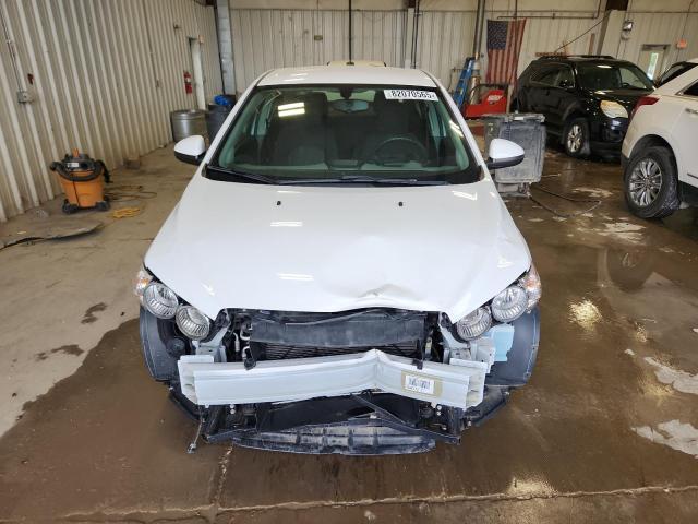 1G1JC5SHXF4192405 - 2015 CHEVROLET SONIC LT Ақ фото 5